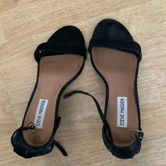 Steve Madden Block Heel Sandal Wide - Picture 4 of 5